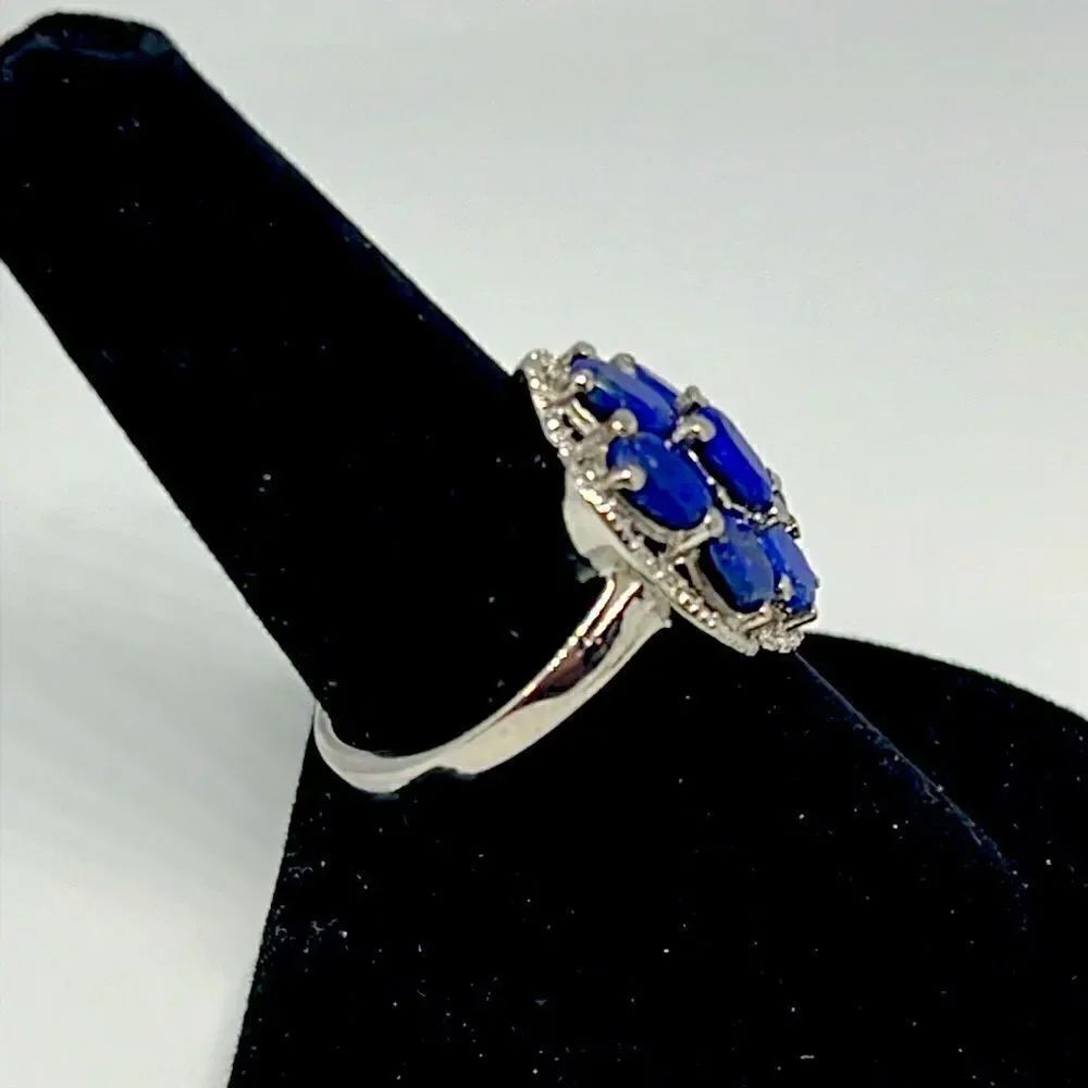 Beautiful Vintage Silver Floral Design Ring With Blue Stones - Picture 2 of 6
